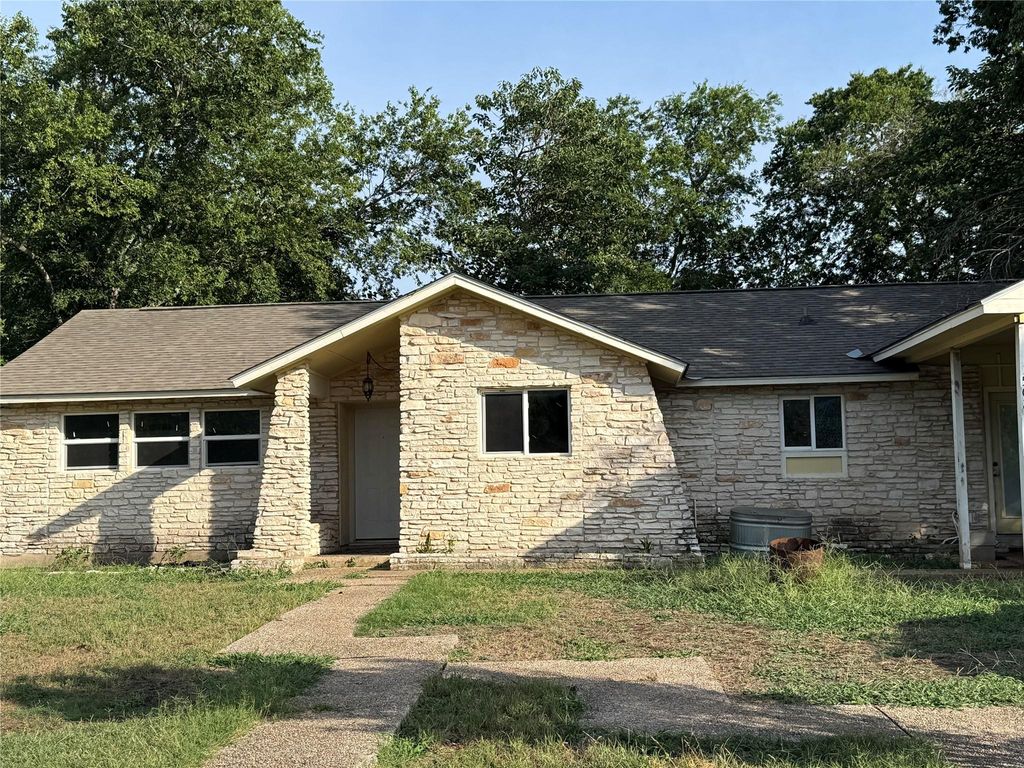1502 Glen Burnie DR, Cedar Park, TX 78613