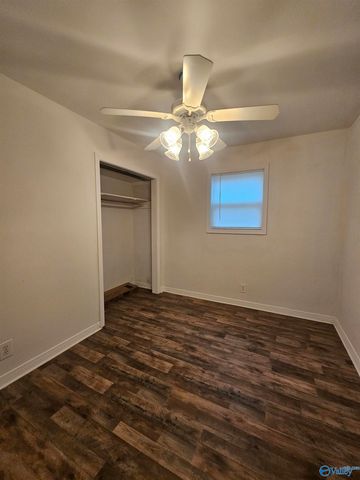 2708 NW Cave Avenue, Huntsville, AL 35810