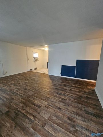 2708 NW Cave Avenue, Huntsville, AL 35810