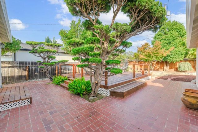 1157 Fairfield Avenue, Santa Clara, CA 95050
