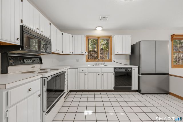 282 Pearl Street, Seymour, CT 06483