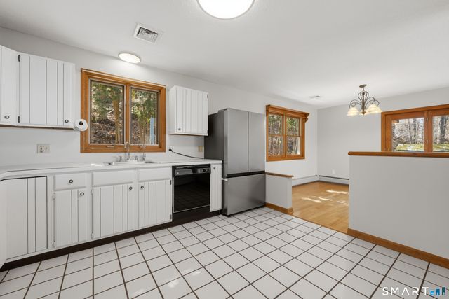 282 Pearl Street, Seymour, CT 06483