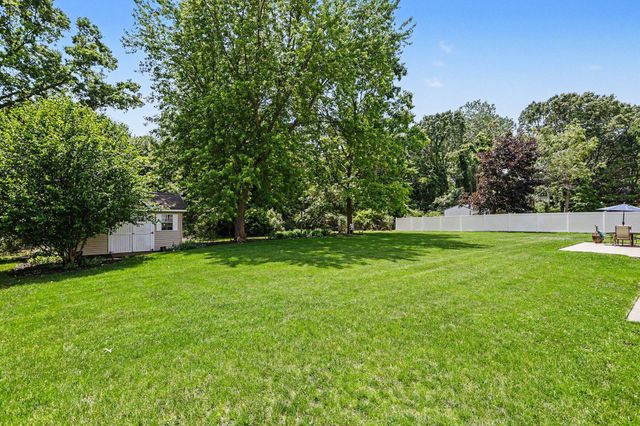 2768 Sanctuary Drive, Stevensville, MI 49127