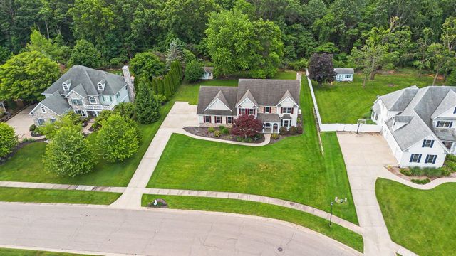 2768 Sanctuary Drive, Stevensville, MI 49127