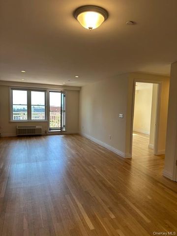 125 E Broadway 606, Long Beach, NY 11561