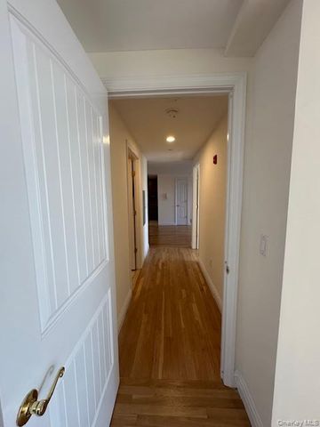 125 E Broadway 606, Long Beach, NY 11561