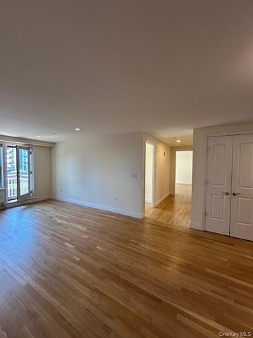 125 E Broadway 606, Long Beach, NY 11561