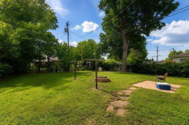 1513 N Nicklas Avenue, Oklahoma City, OK 73127
