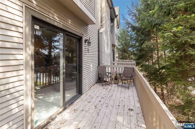 30 Jordan Drive, River Edge, NJ 07661