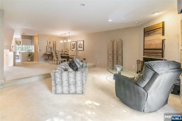 30 Jordan Drive, River Edge, NJ 07661