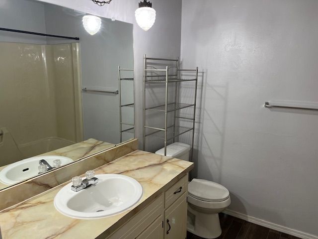 2106 E 15th Street, Russellville, AR 72802