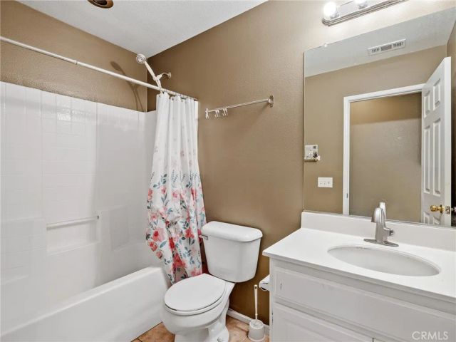 13802 Goldfinch Court, Victorville, CA 92394