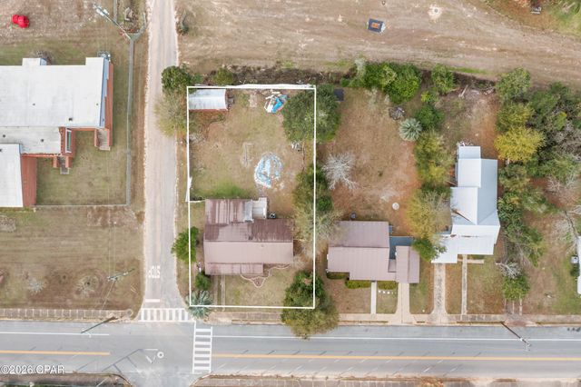 4274 2nd Avenue, Marianna, FL 32446