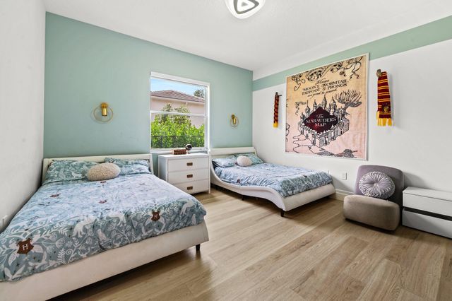 13185 SW 44th Street, Davie, FL 33330