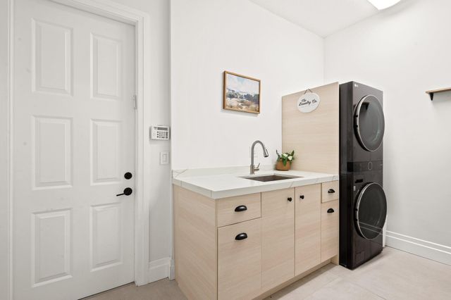 13185 SW 44th Street, Davie, FL 33330