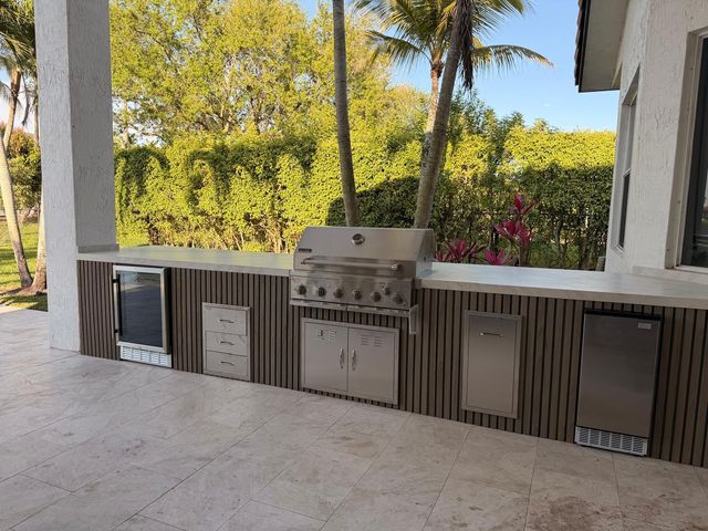 13185 SW 44th Street, Davie, FL 33330