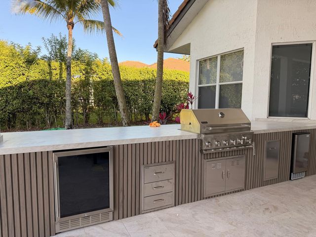 13185 SW 44th Street, Davie, FL 33330