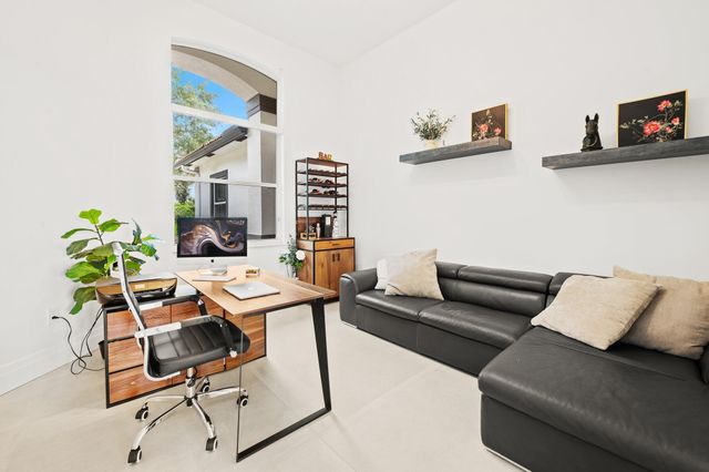 13185 SW 44th Street, Davie, FL 33330