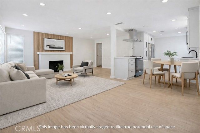 18216 Hartland Street, Reseda (los Angeles), CA 91335