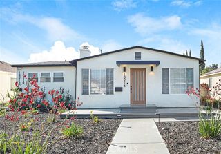 18216 Hartland Street, Reseda (los Angeles), CA 91335