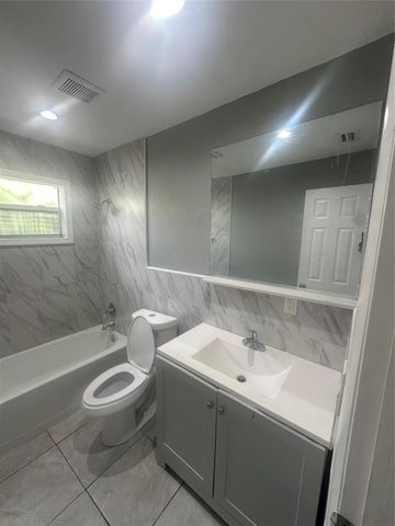 5400 NW 17th Street, Lauderhill, FL 33313