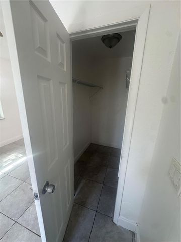 5400 NW 17th Street, Lauderhill, FL 33313