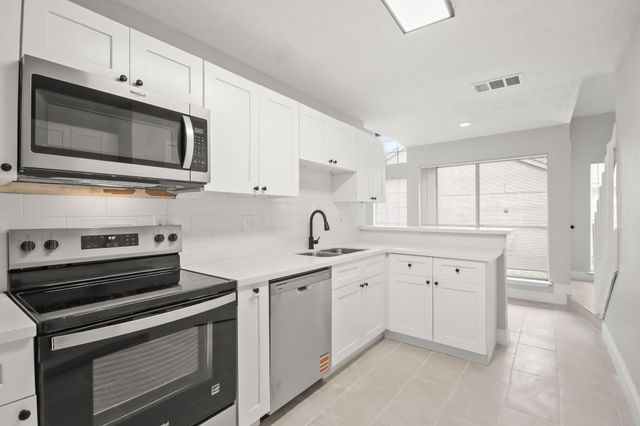 16602 Capewood Drive, Humble, TX 77396