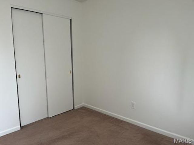 10843 Carroll Wood Way, Unincorporated, MO 63128