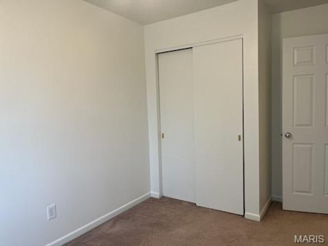 10843 Carroll Wood Way, Unincorporated, MO 63128