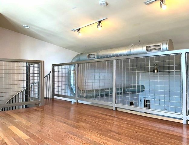 1601 E Cesar Chavez ST 306, Austin, TX 78702