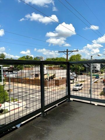 1601 E Cesar Chavez ST 306, Austin, TX 78702