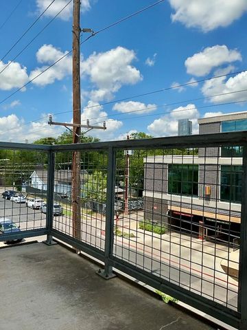 1601 E Cesar Chavez ST 306, Austin, TX 78702