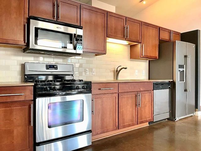 1601 E Cesar Chavez ST 306, Austin, TX 78702