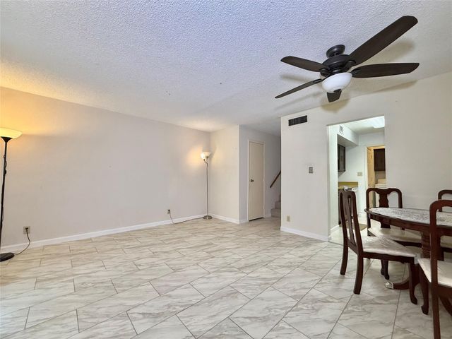 11002 Hammerly Boulevard 88, Houston, TX 77043