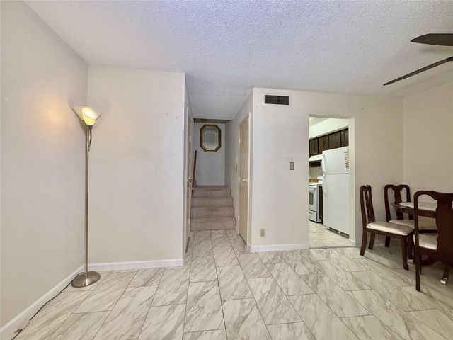 11002 Hammerly Boulevard 88, Houston, TX 77043