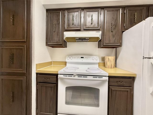 11002 Hammerly Boulevard 88, Houston, TX 77043