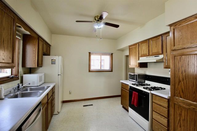 842 Grant Street, Beloit, WI 53511