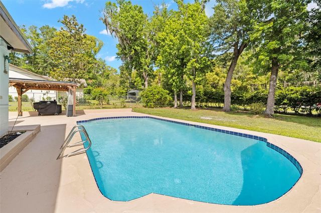 416 EDERINGTON DRIVE, Brooksville, FL 34601