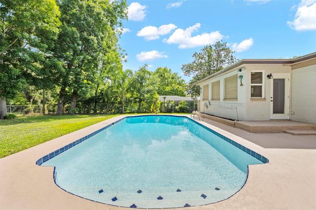416 EDERINGTON DRIVE, Brooksville, FL 34601