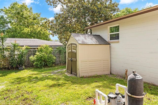 416 EDERINGTON DRIVE, Brooksville, FL 34601