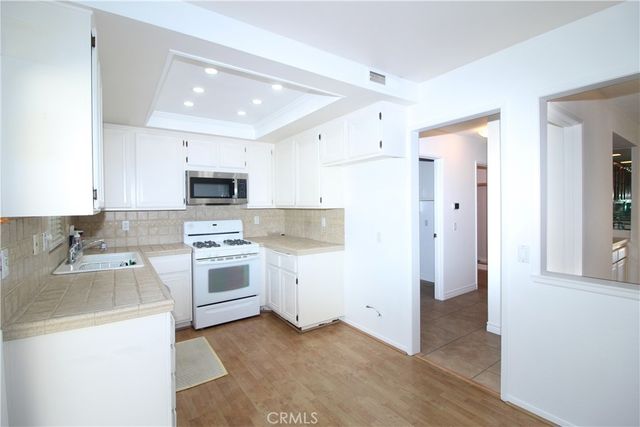21821 Michigan Ln., Lake Forest, CA 92630