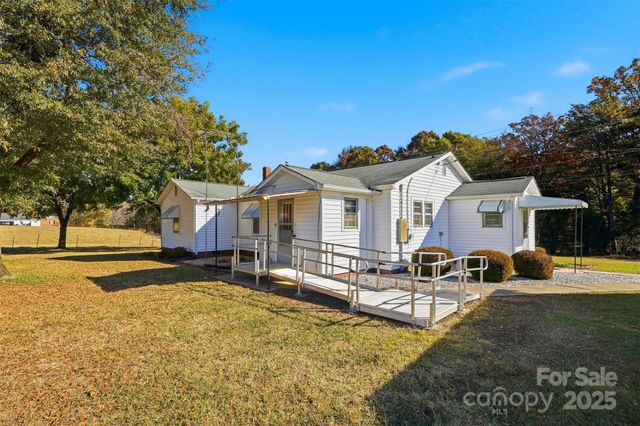 2660 Emanuel Church Road, Rockwell, NC 28138