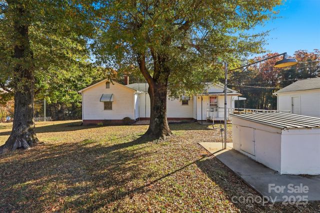 2660 Emanuel Church Road, Rockwell, NC 28138