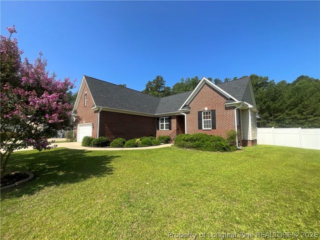 404 Windover Drive, Raeford, NC 28376