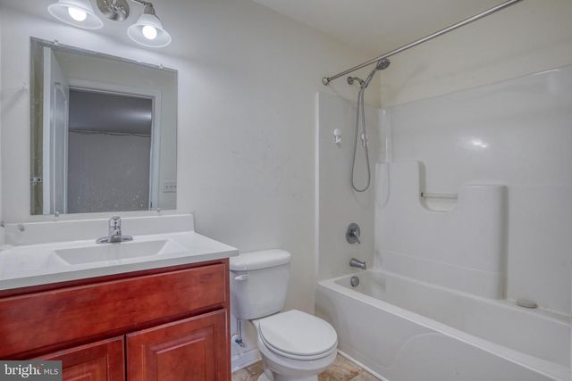 327 TRIBBITT ST, Dover, DE 19904
