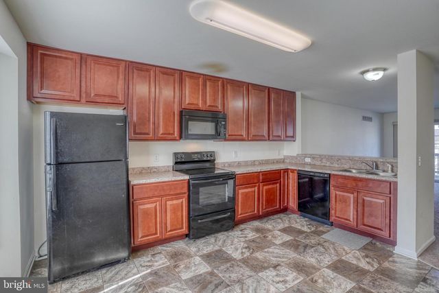 327 TRIBBITT ST, Dover, DE 19904