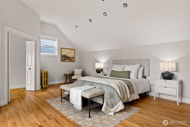 337 25th Avenue E, Seattle, WA 98112