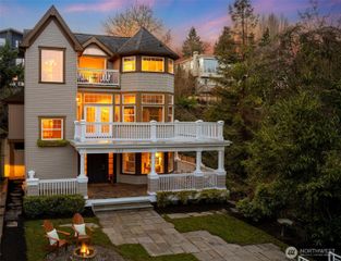 337 25th Avenue E, Seattle, WA 98112