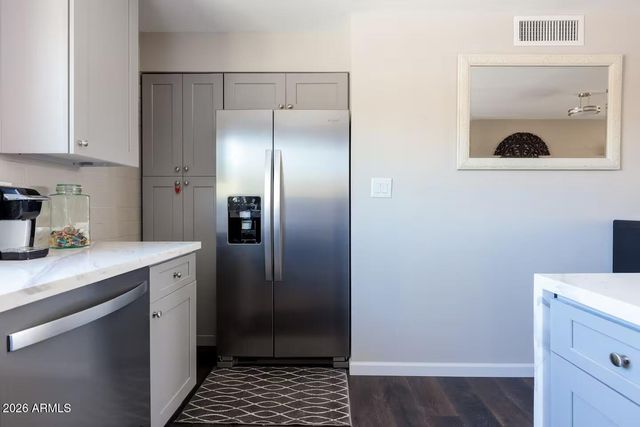 6936 E 4TH Street 18, Scottsdale, AZ 85251