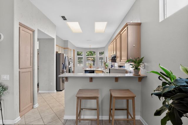 201 Stamos, Roseville, CA 95747